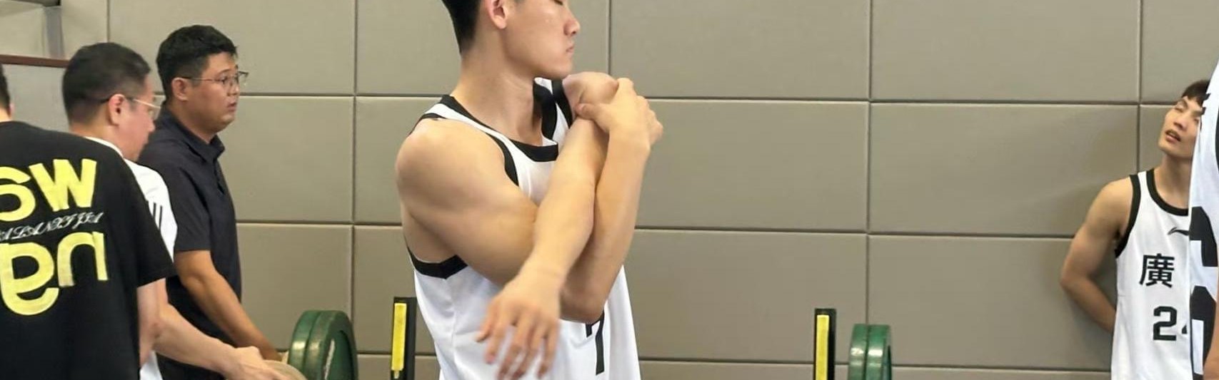 终于来了！广东队齐聚男篮四大内线，赵睿正式驰援杜锋！